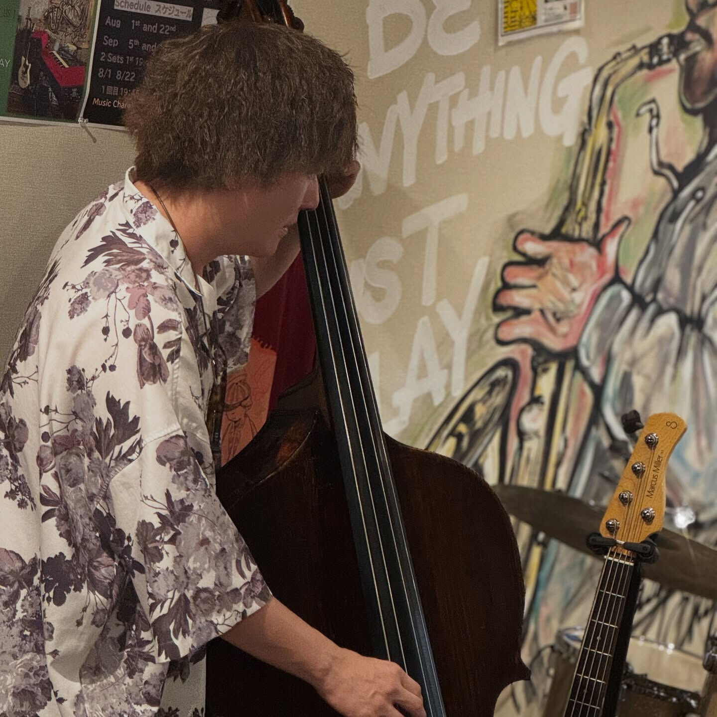 9/5 MUSIC NIGHT OF FRIDAY 11th