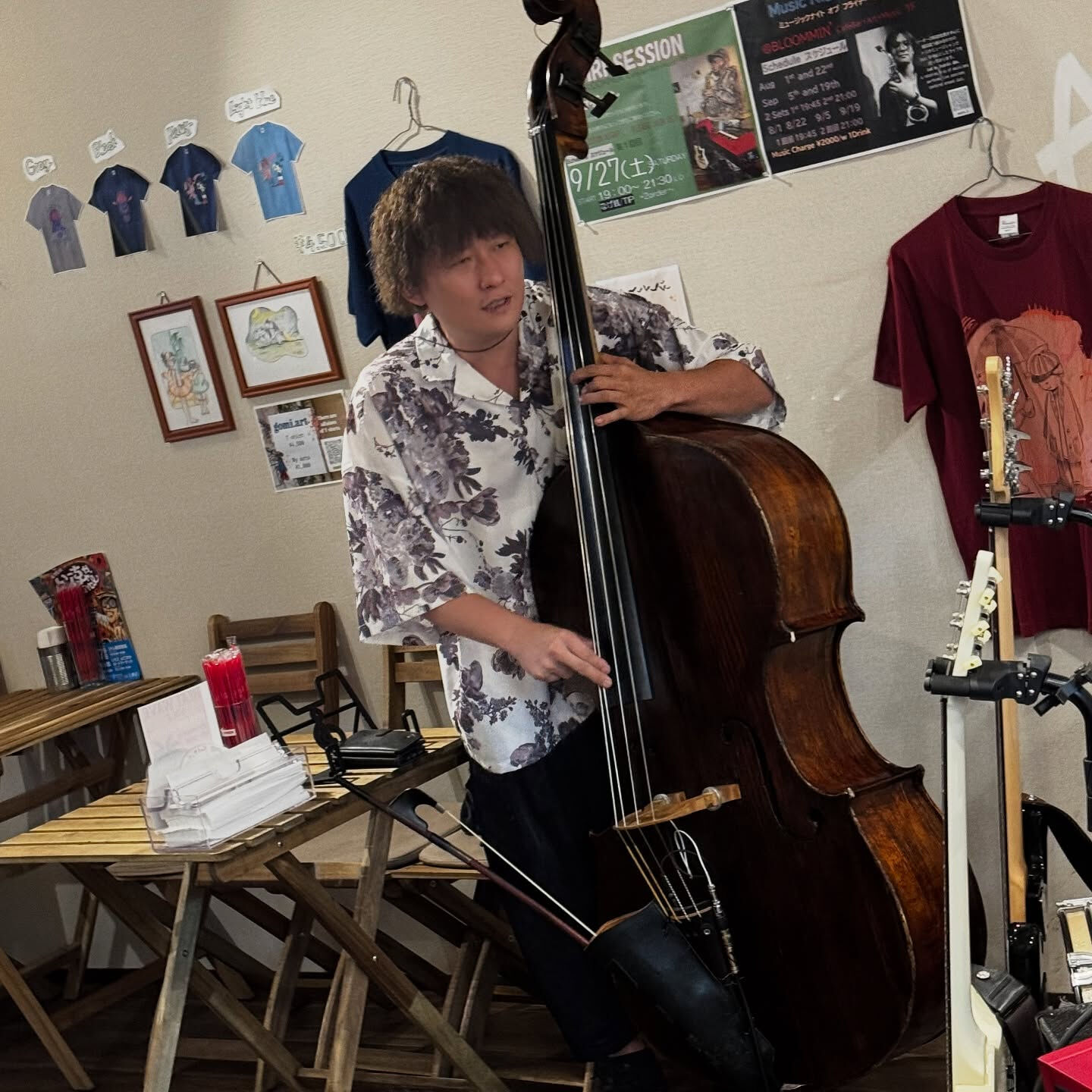 9/5 MUSIC NIGHT OF FRIDAY 11th