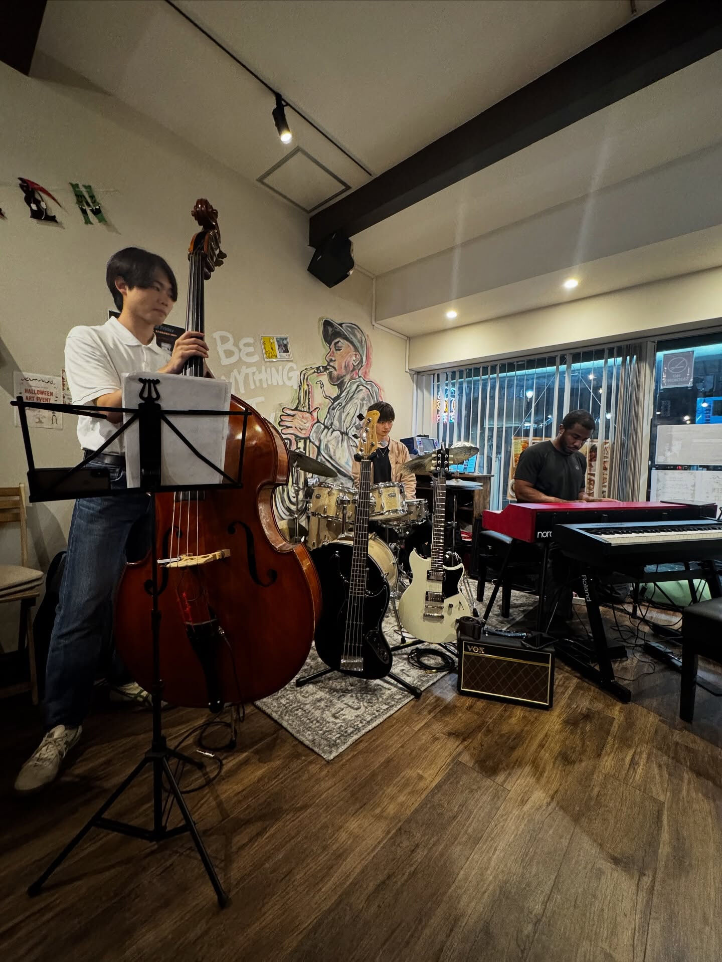 10/3 Music Night Of Friday 