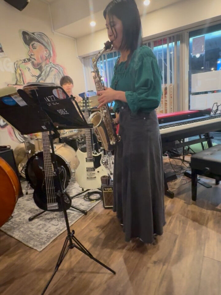 10/3 Music Night Of Friday 