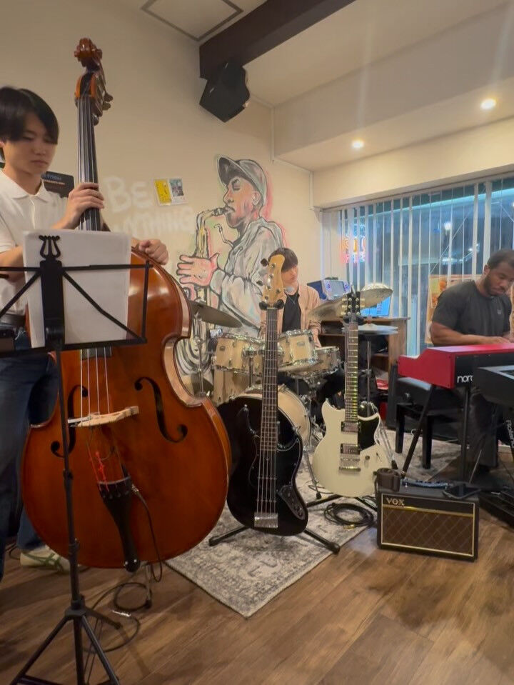 10/3 Music Night Of Friday 