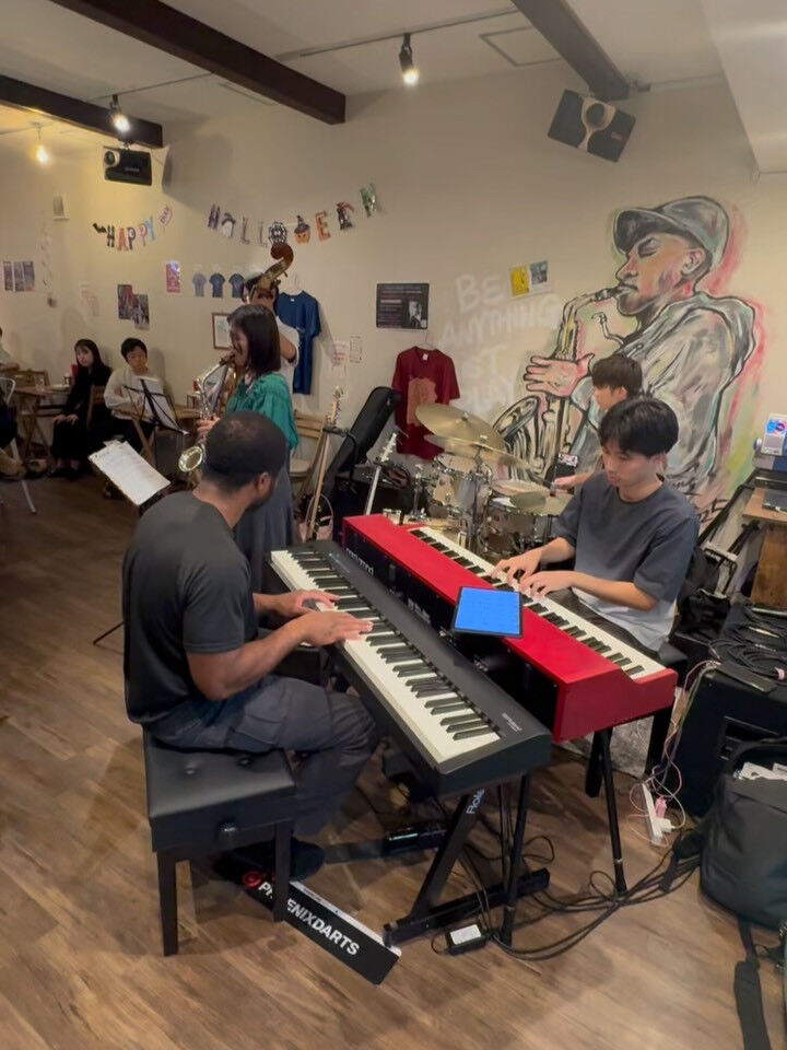 10/3 Music Night Of Friday 