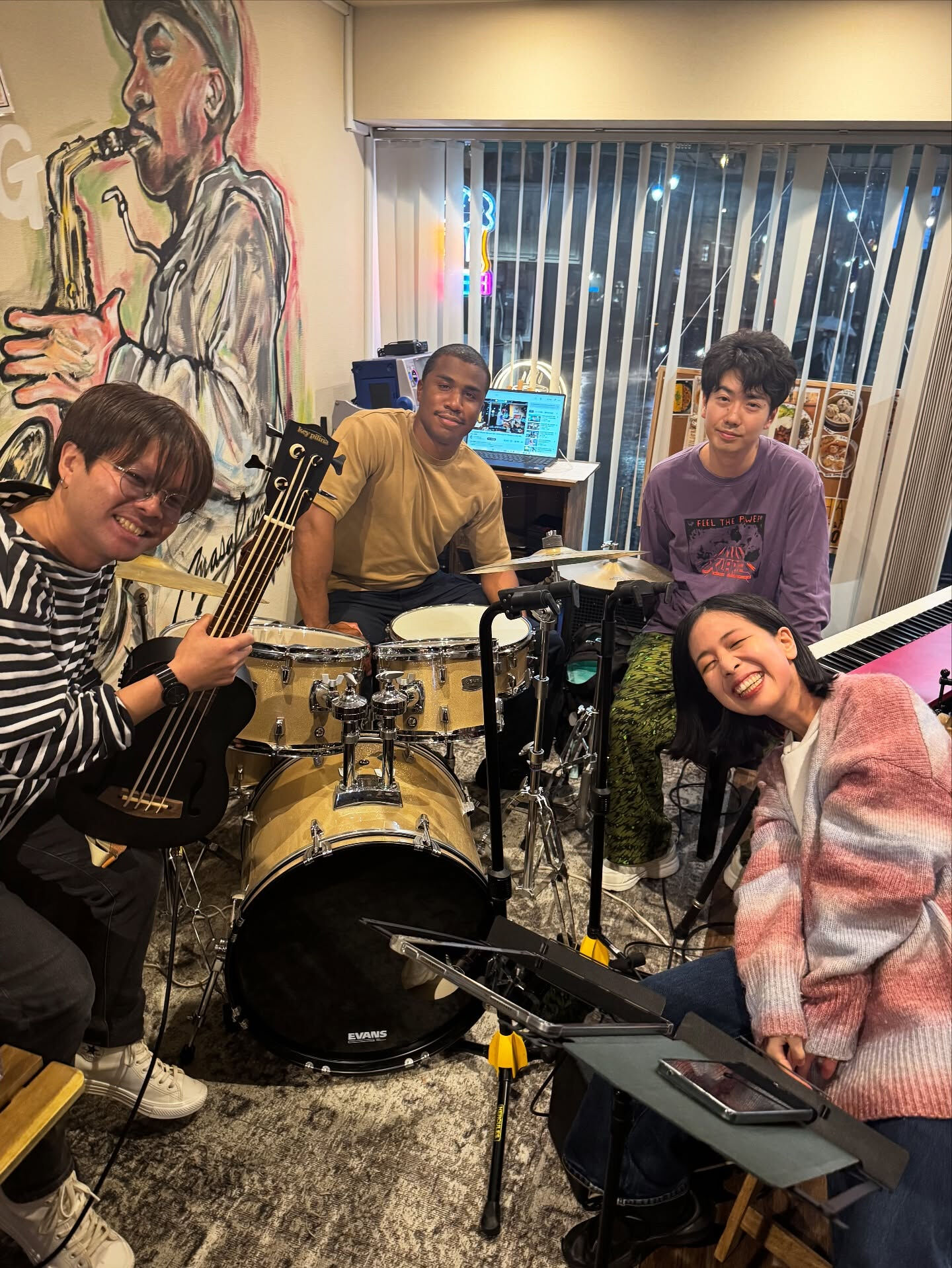 10/31 のMusic Night は初めてのボーカリスト