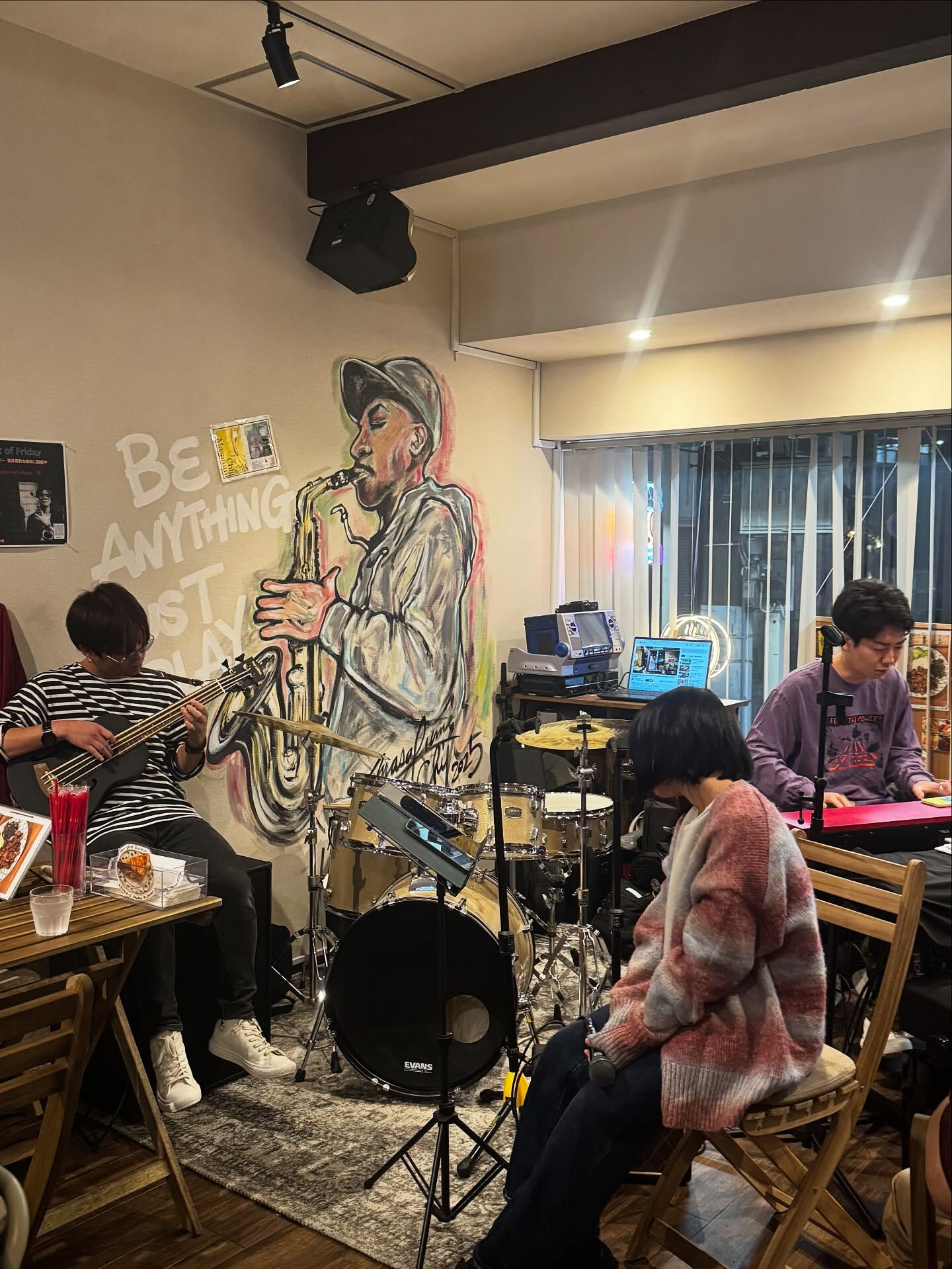 10/31 のMusic Night は初めてのボーカリスト