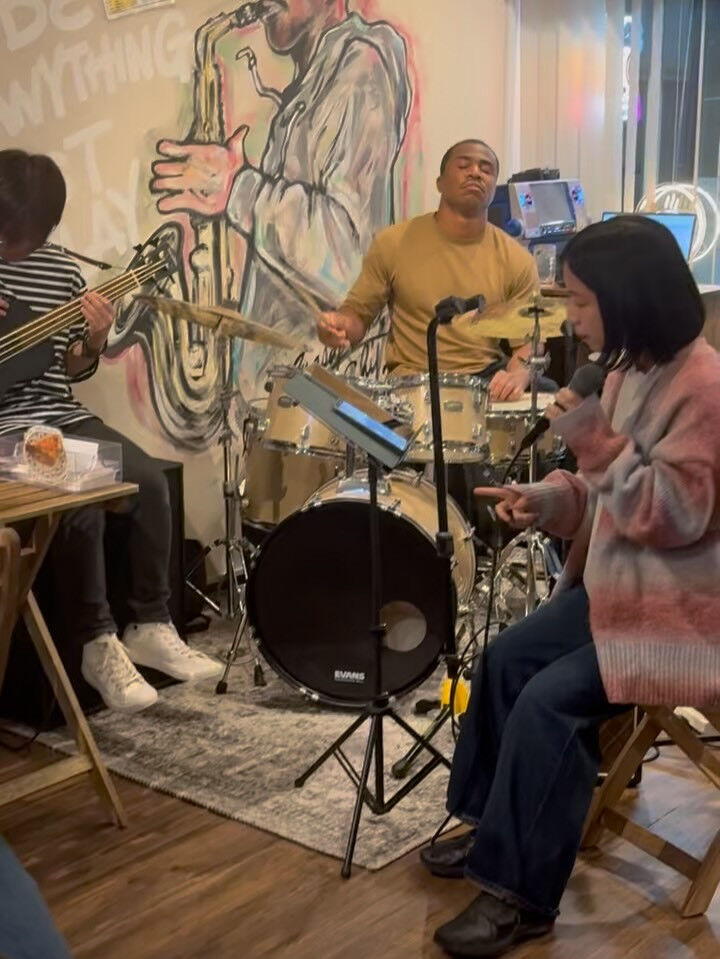 10/31 のMusic Night は初めてのボーカリスト