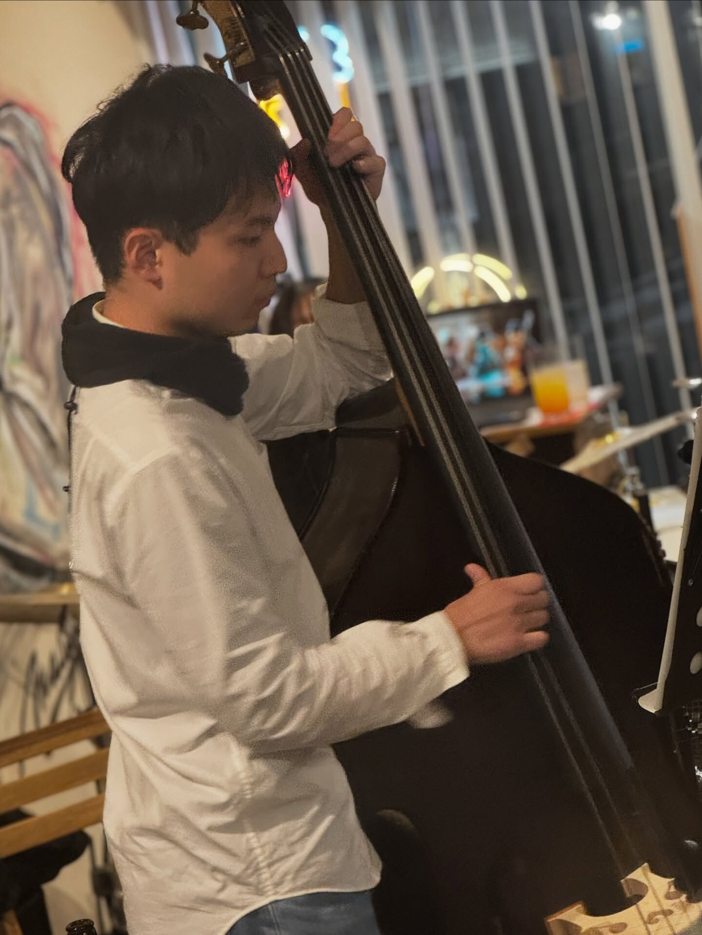 横須賀汐入駅前カフェバー、