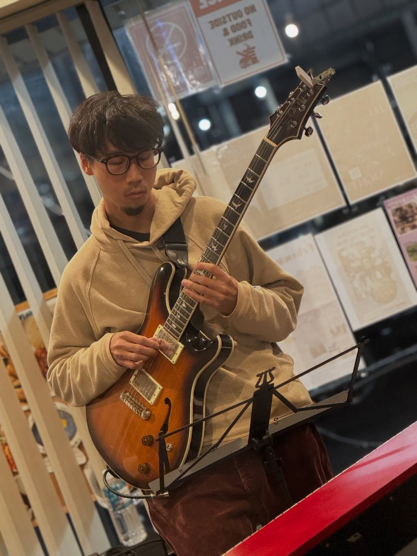 Music Night Of Friday 2/6 より 次