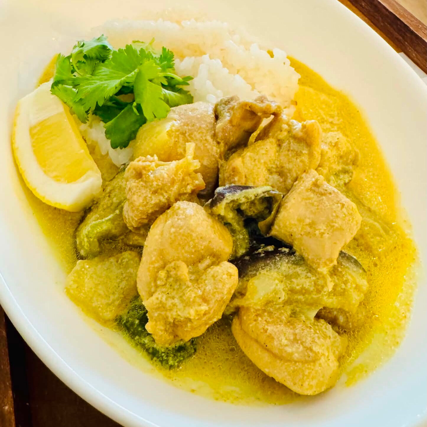 New! 夏限定豆乳レモンチキンカレー！